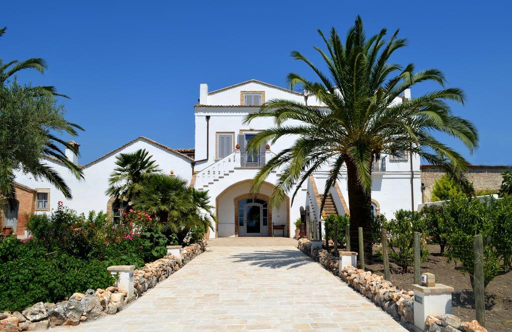 Masseria Celentano Relais & Agriturismo サン・セヴェーロ 部屋 写真