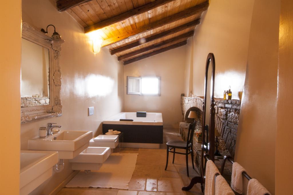Masseria Celentano Relais & Agriturismo サン・セヴェーロ エクステリア 写真